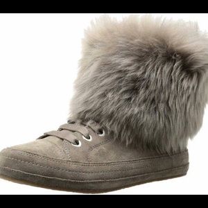 BNWT Antoine Fur Uggs